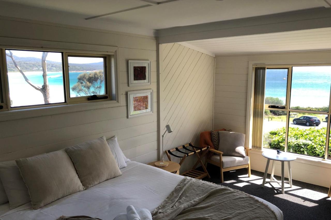 Binalong Beachfront At Bay Of Fires Next To Restaurant Holiday home Binalong Bay